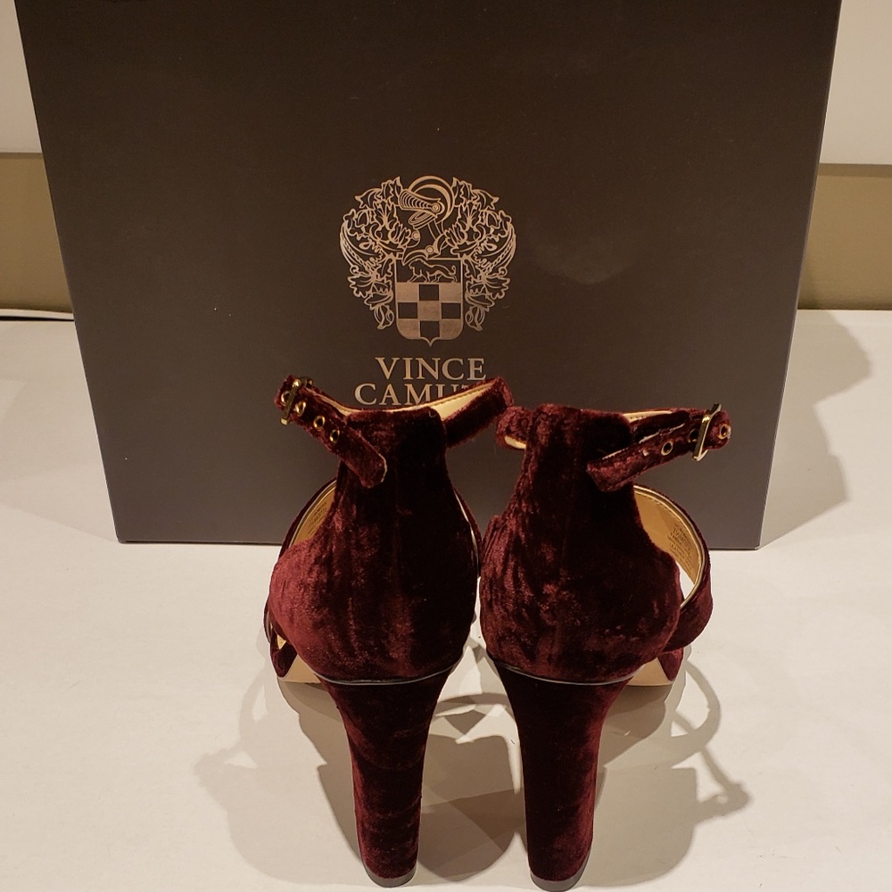 Vince Camuto Robeka Strappy Hi Heel Sandals - Picture 3 of 7